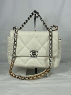 White Chanel 19 GM Flap Bag In Goatskin SPB JA-363272